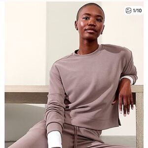 Athleta Seasoft Smoky Rose Crew Neck Lightweight Sweatshirt Size M